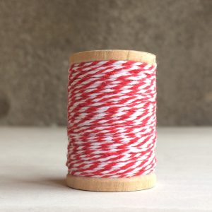 2255-61 Cordel trenzado Fancy Twine Rojo y Blanco