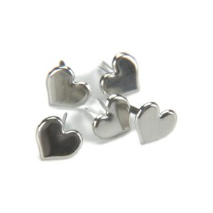 CI92003 - Brads - Corazones Plata - 50 / paquete