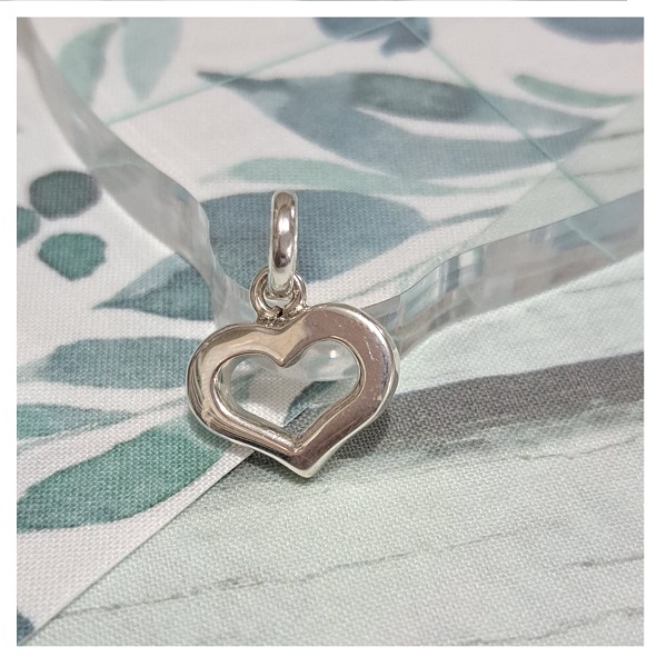 ag-dije01	Dije corazón Plata 950