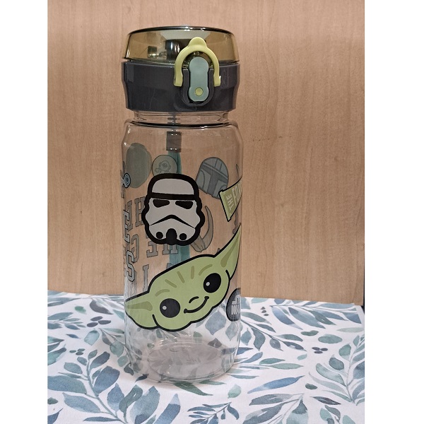 TNBTSW1428967	Titanio  - BT - SW - Botella PP con seguro 650ml Star Wars