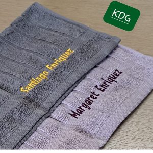 Servicio de Bordado Digital - Personaliza tu toalla con nombre