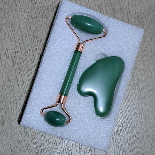RING-01	Kit Rodillo Facial + Gua Jade para rostro